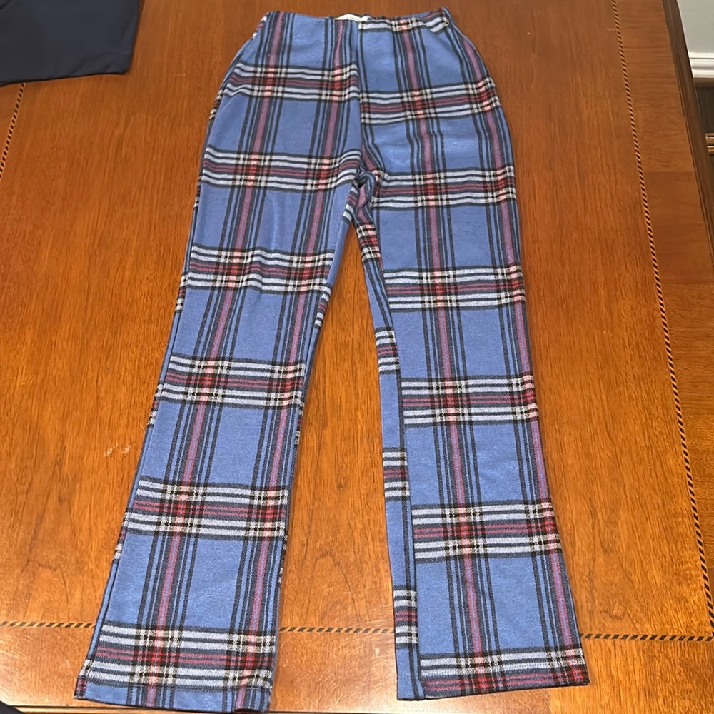 Cropped blue plaid pants
